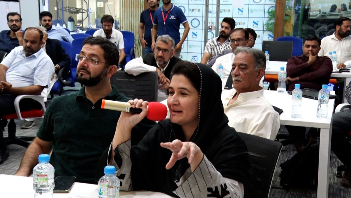 Zunaira Omar speaking at tech forum
